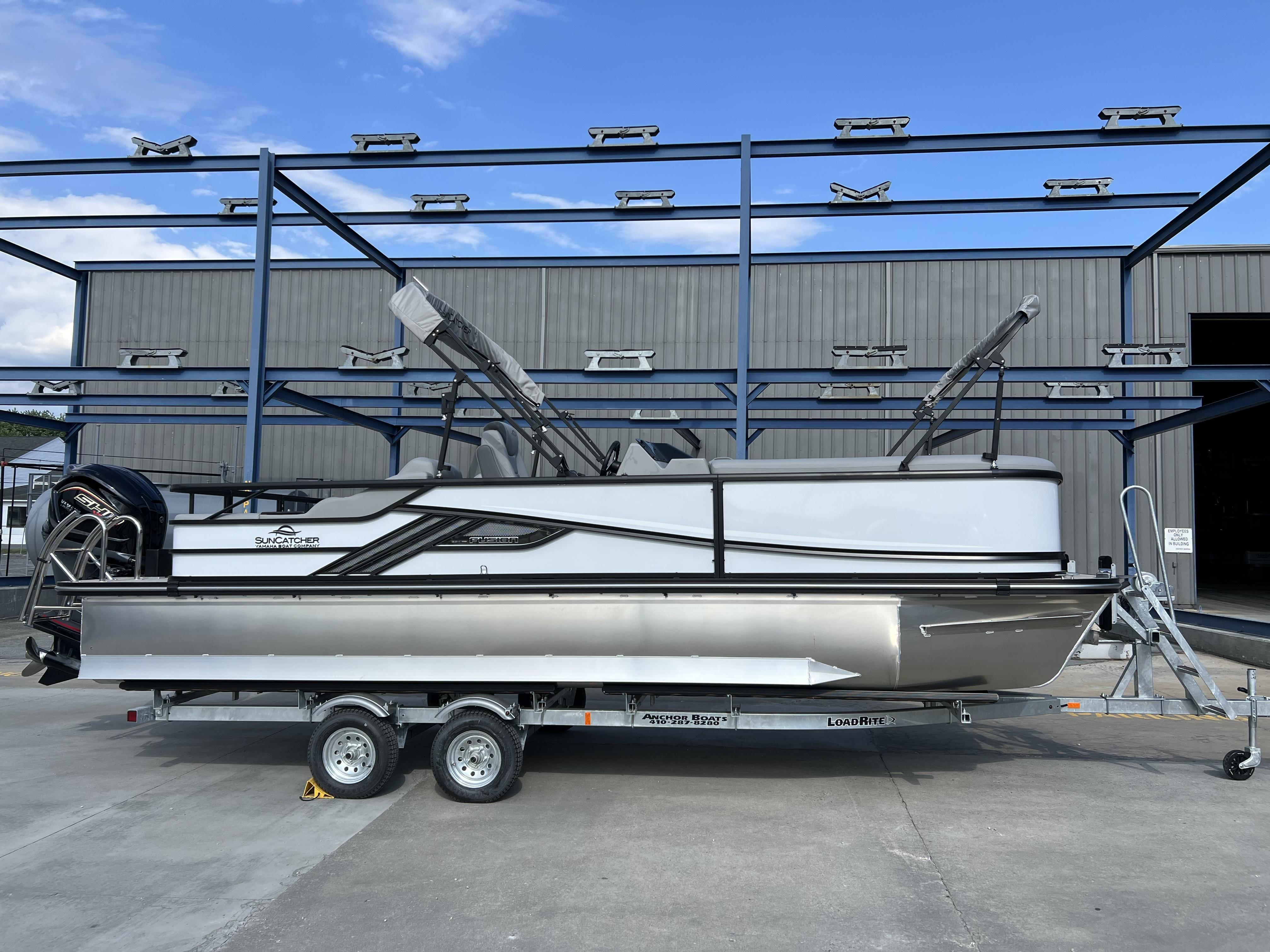 2025 SunCatcher Fusion Series 324SS
