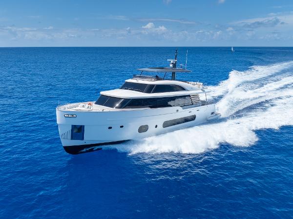 2022 Azimut Magellano 25 Metri