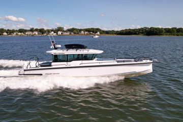 2023 Axopar 37 XC AFT CABIN