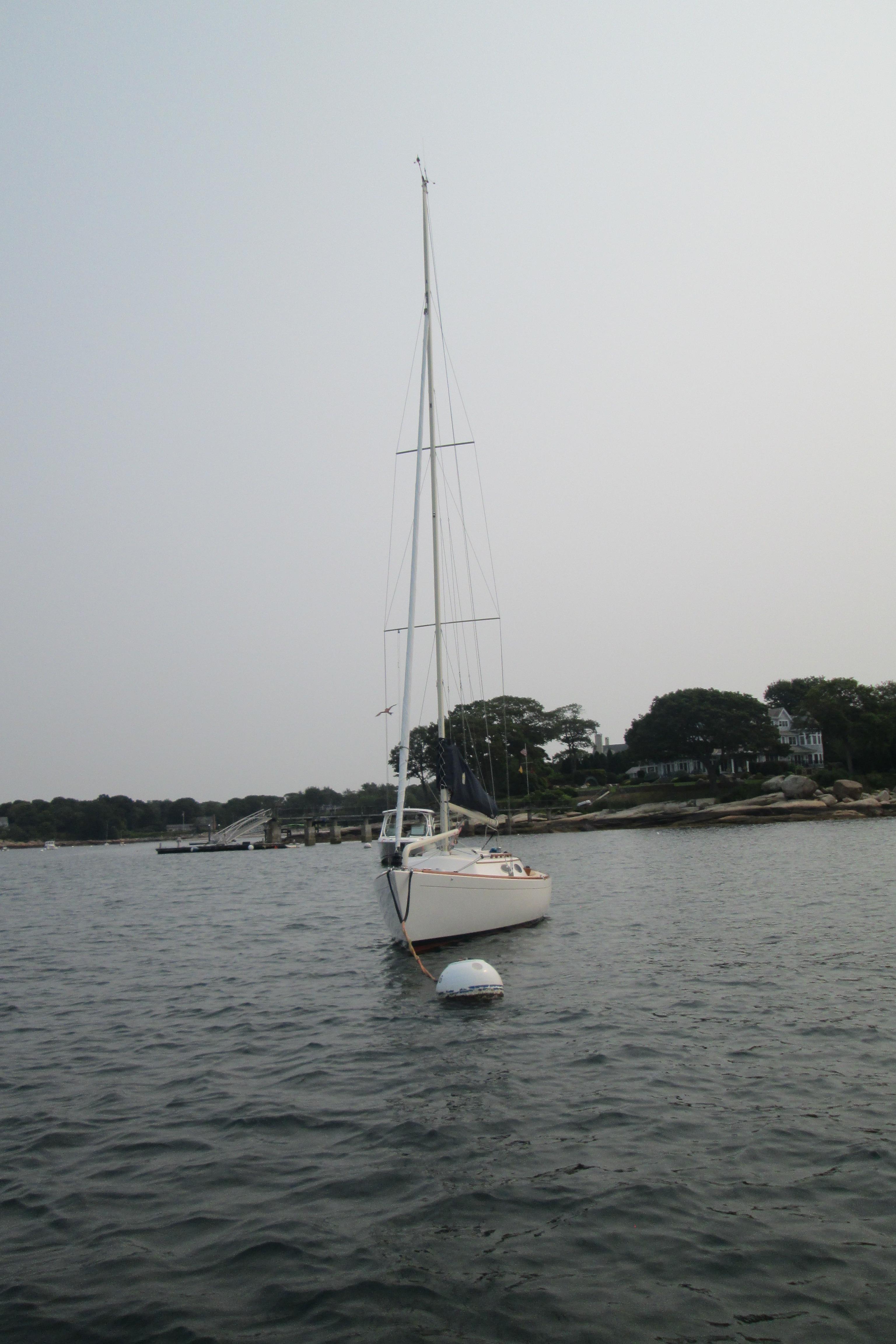 2013 Alerion Express 28