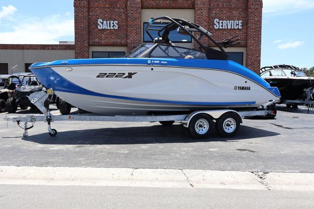 2025 Yamaha Boats 222XD-SPACE BLUE