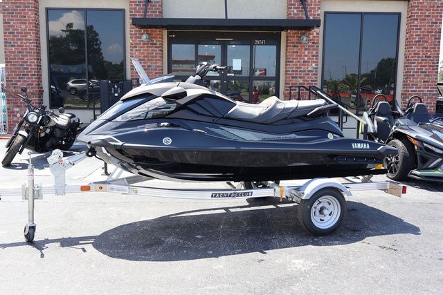 2025 Yamaha Boats GP SVHO-BLACK