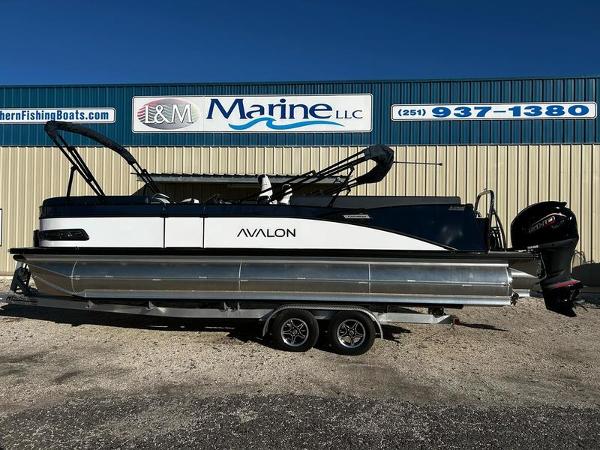 Avalon Catalina Quad Lounge - 25' 2025 Avalon Catalina Quad Lounge 25' pontoon boat at I&M Marine dealership.