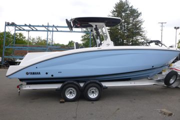 2026 Yamaha Boats 255 FSH Sport H