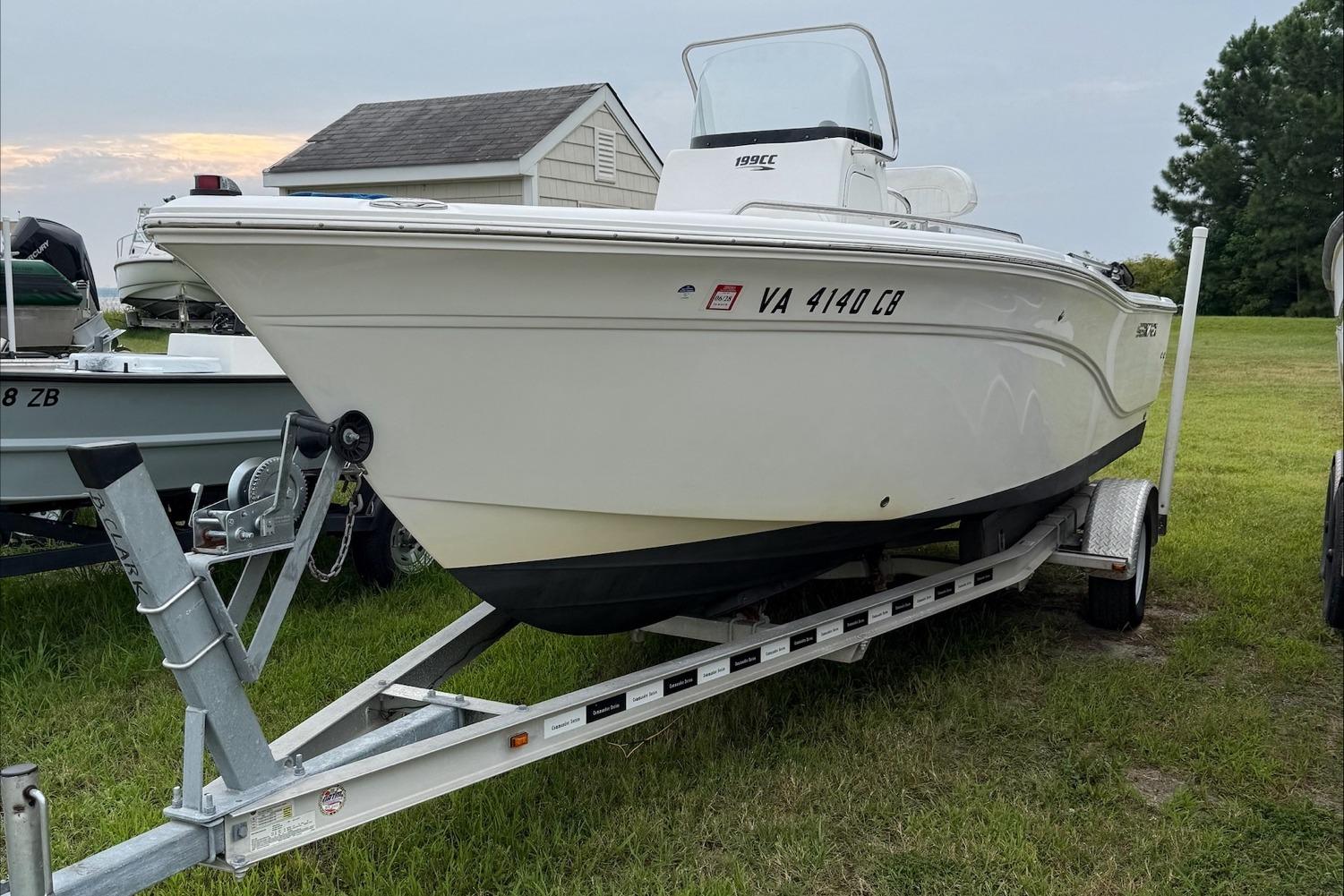 2013 Sea Fox 199 Commander