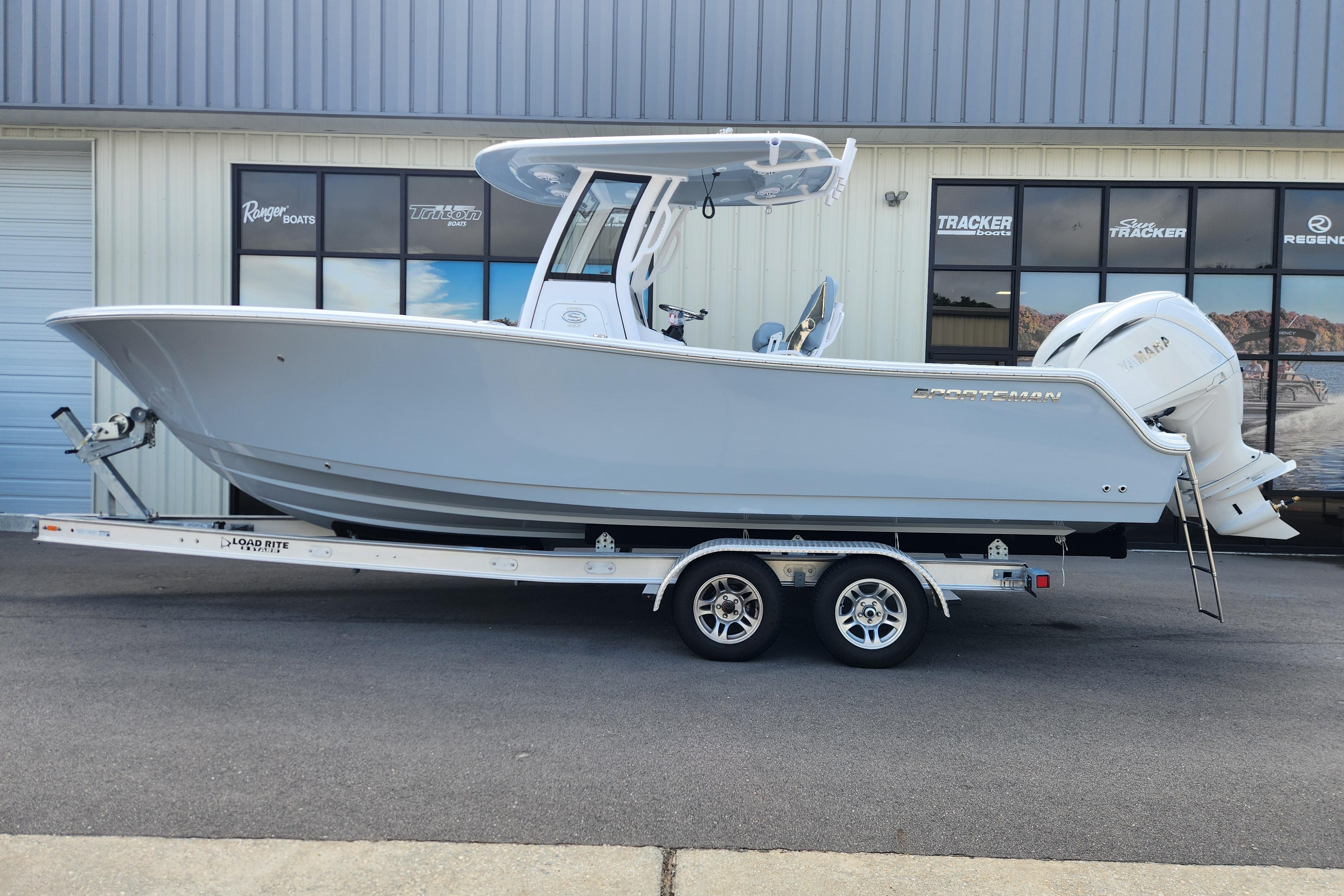 2026 Sportsman Open 252 Center Console