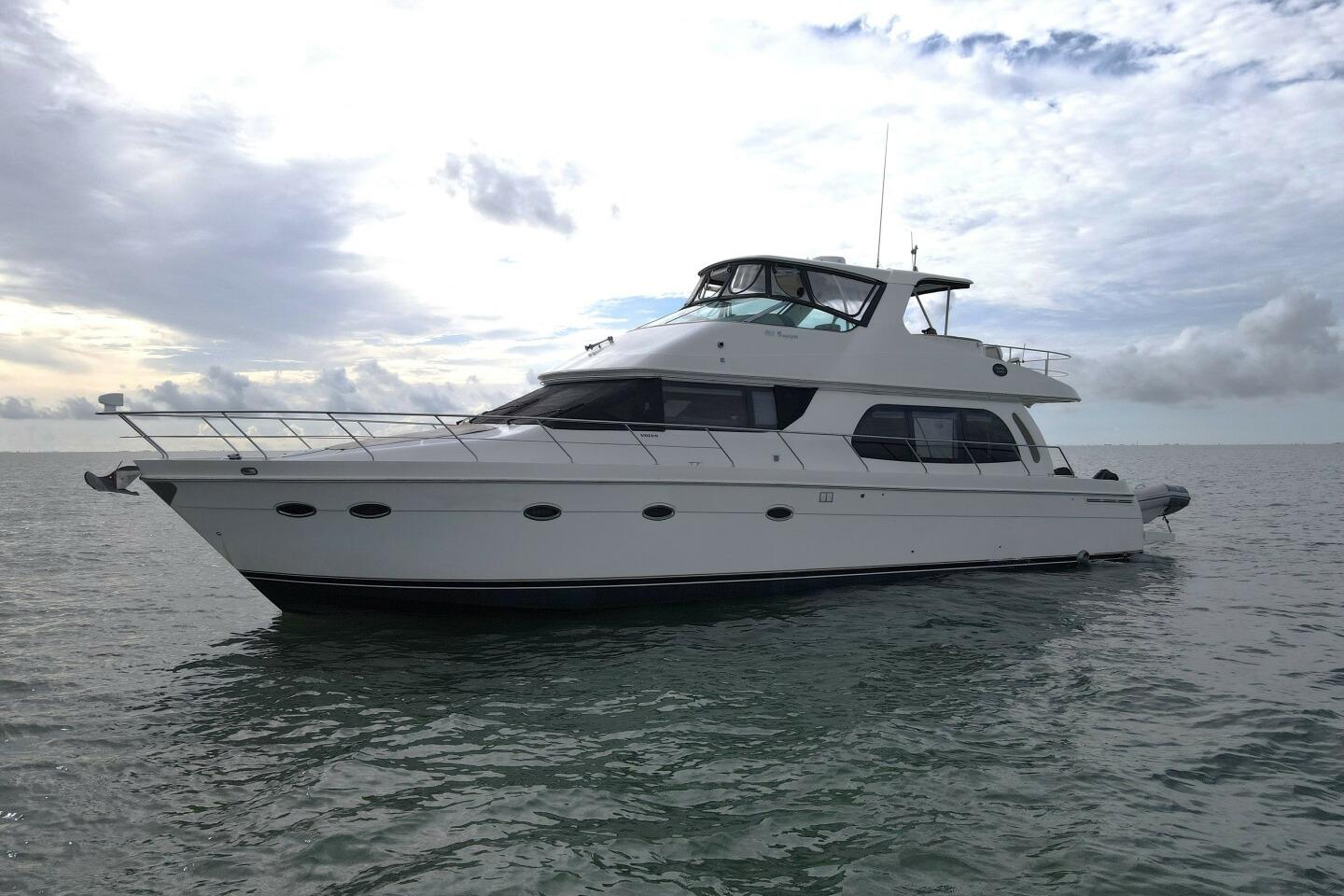 2004 Carver 56 Voyager