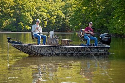 Lowe Roughneck 1660 Pathfinder Boat