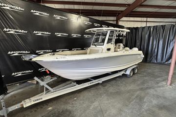 2025 Boston Whaler 250 Outrage