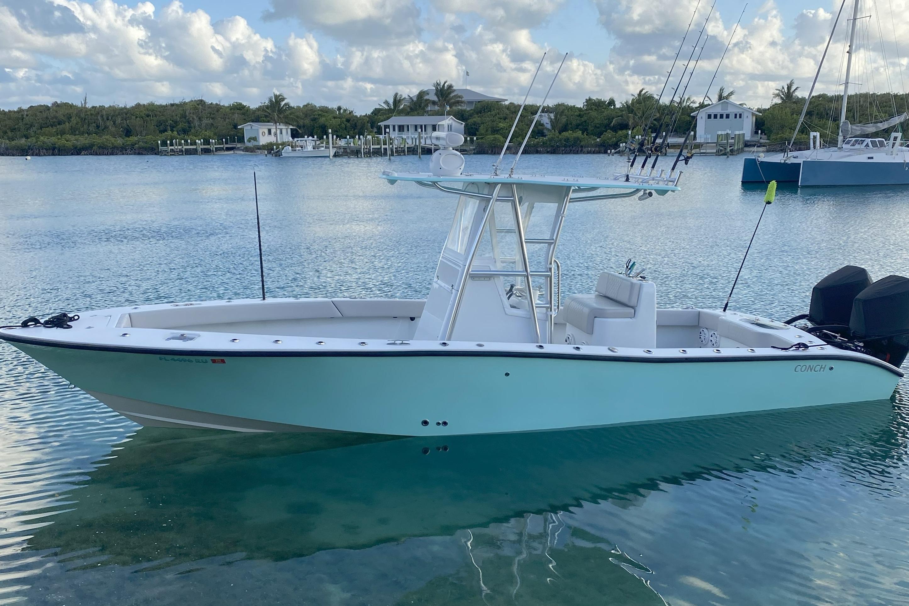 2019 Conch 30