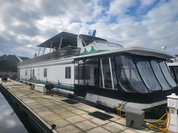 2000 Sharpe House Boat