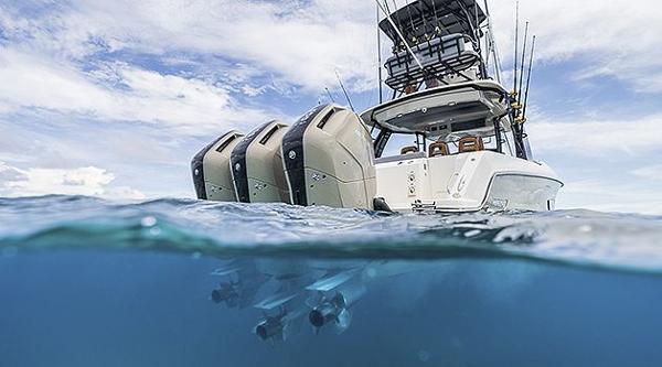 2024 Boston Whaler 420 Outrage