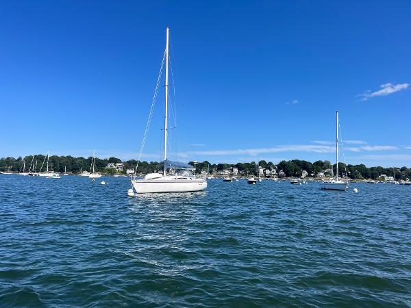 1987 Hunter Legend 37