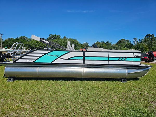 2025 Bentley Pontoons Elite 253 SwingBack DC