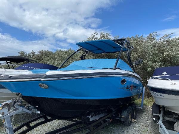 2009 Chaparral Sunesta 244 Xtreme