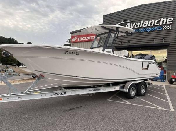 Sea Fox 268 Commander 2025 Sea Fox 268 Commander boat on trailer at Avalanche Motorsports dealership.