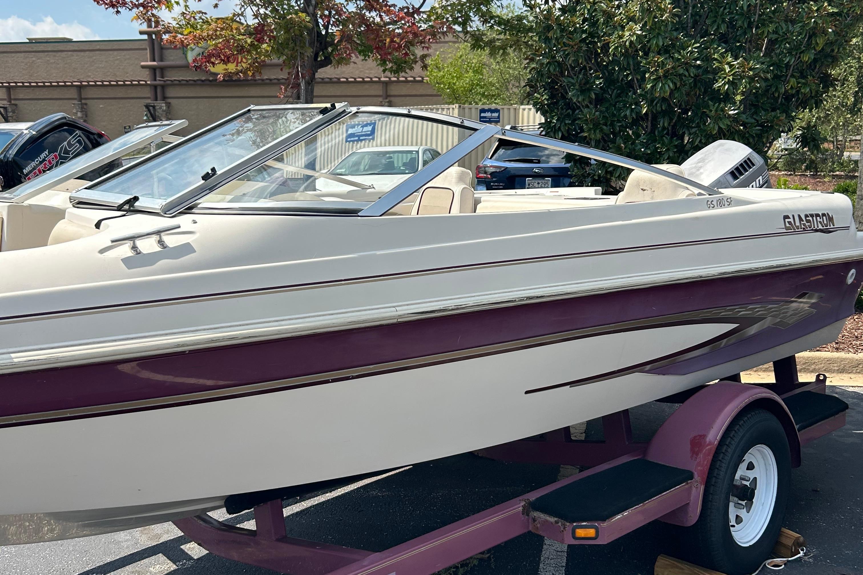 1999 Glastron GS185 SF