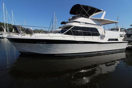 Chris Craft Commander 42 Ein Kurzer Blick Boats Com