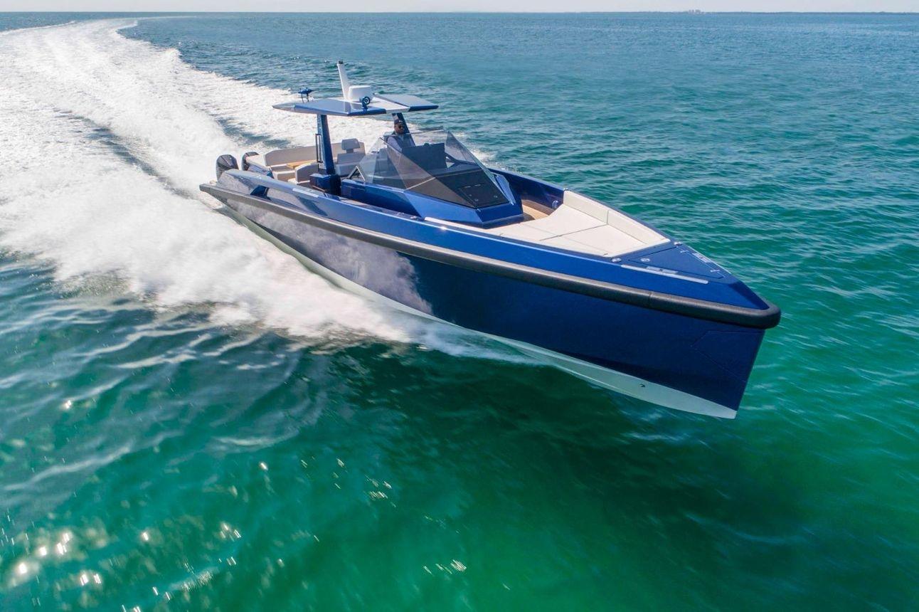 Wally Tender 48X