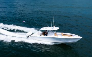 2025 Bahama 37 Super Center Console
