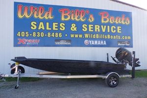 Xpress X18DB 2026 Xpress X18DB boat at Wild Bill's Boats sales and service location.