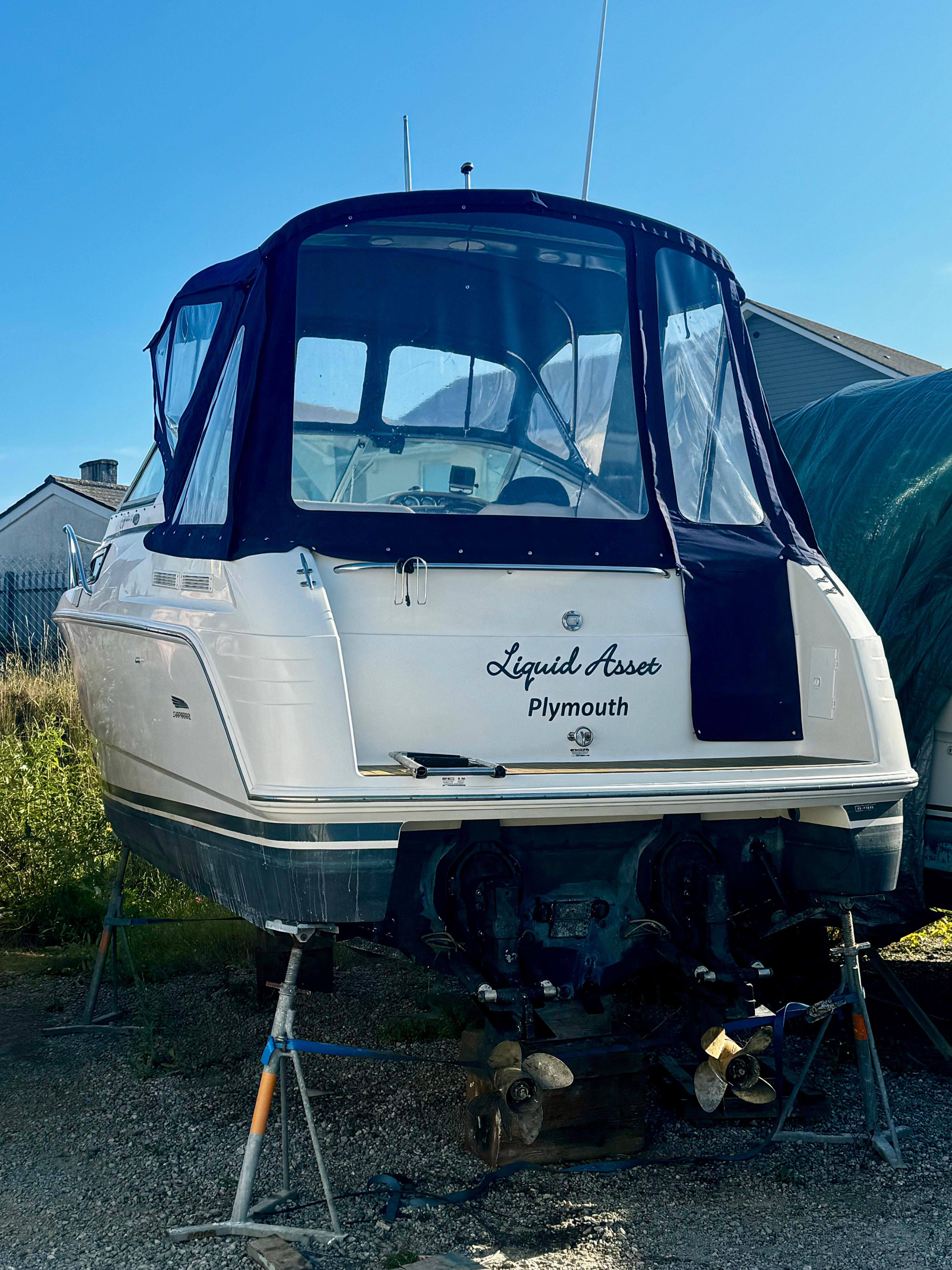 2001 Chaparral 270 Signature