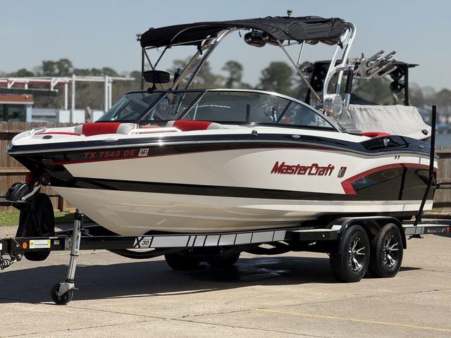2015 MasterCraft X30