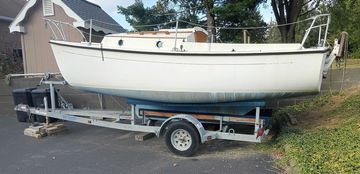 1983 Hutchins Com-Pac 19