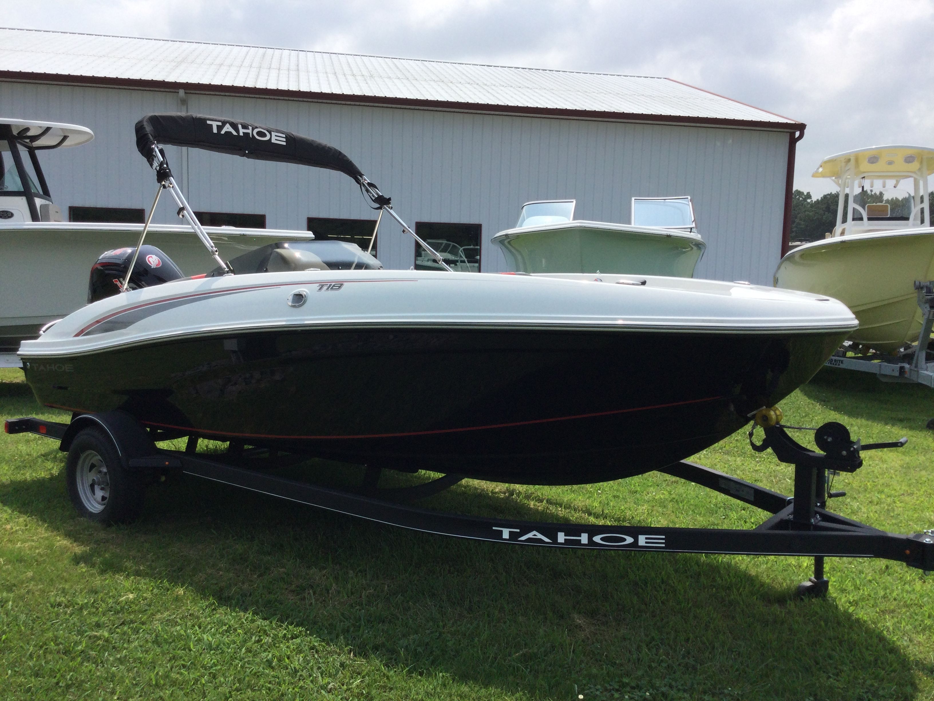 2024 Tahoe T18 OB BLK/RED 115M