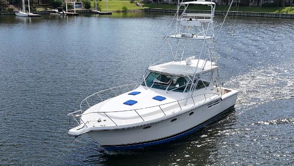 1998 Tiara Yachts 4100 Open