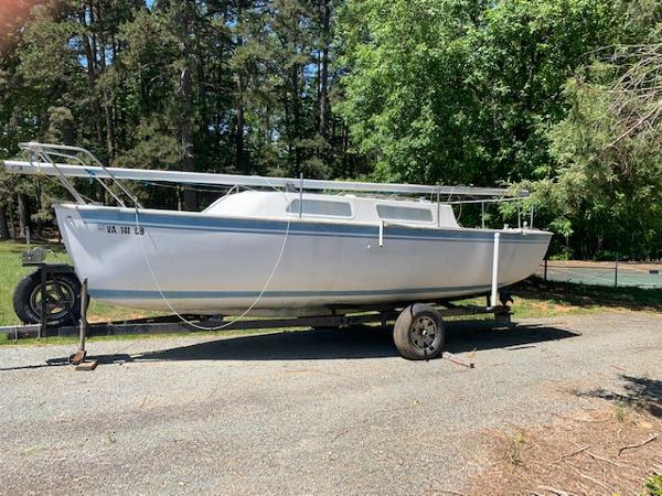 1977 Aquarius 23-2
