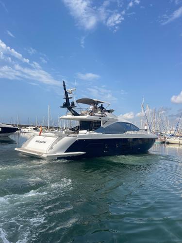 2019 Azimut S7