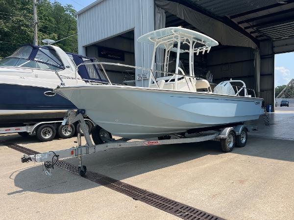 2024 Boston Whaler 210 Montauk