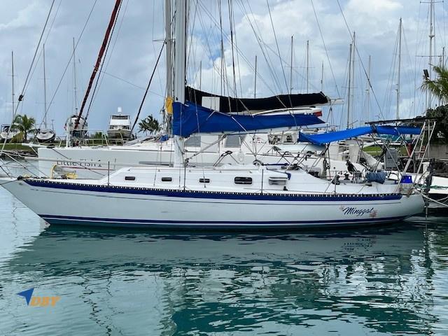 1973 Islander 36