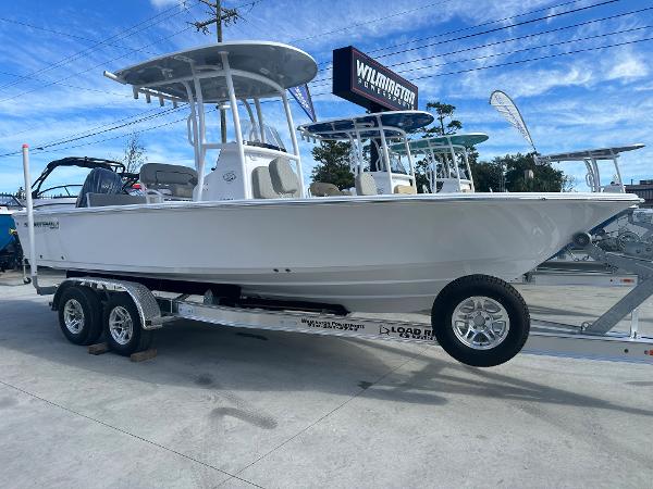 Sportsman Masters 227 Bay Boat boats for sale 
