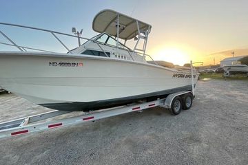 1989 Hydra-Sports 2500WA