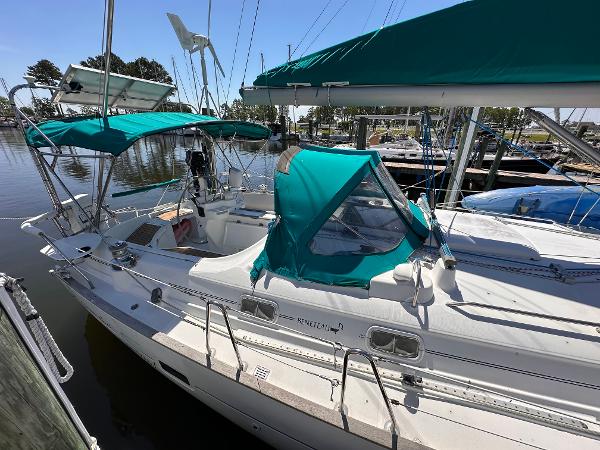 2000 Beneteau 411