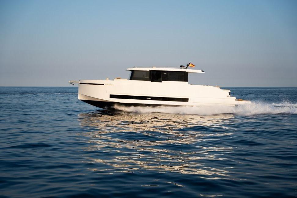 2025 De Antonio Yachts D60