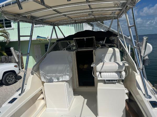 1986 Mako 258 Cuddy
