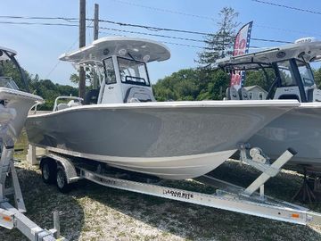 2025 Sea Pro 245FLX Sandbar
