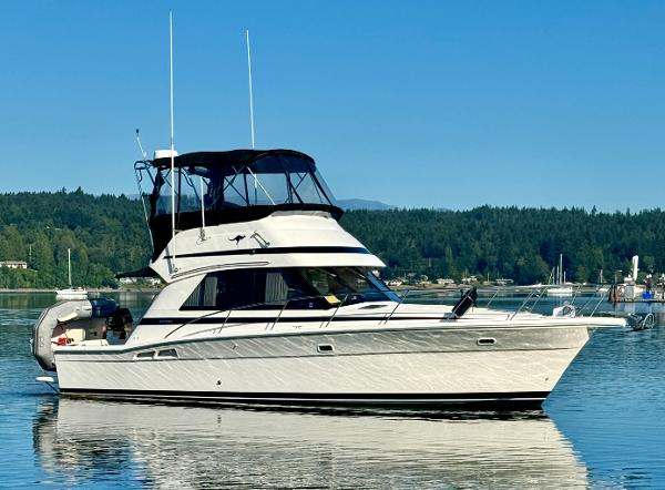 Riviera Convertible Starboard View