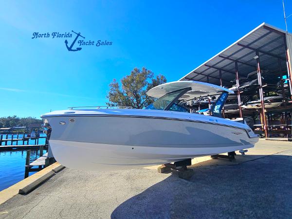 Monterey Elite 30 OB 2025 Monterey Elite 30 OB yacht at North Florida Yacht Sales dock.