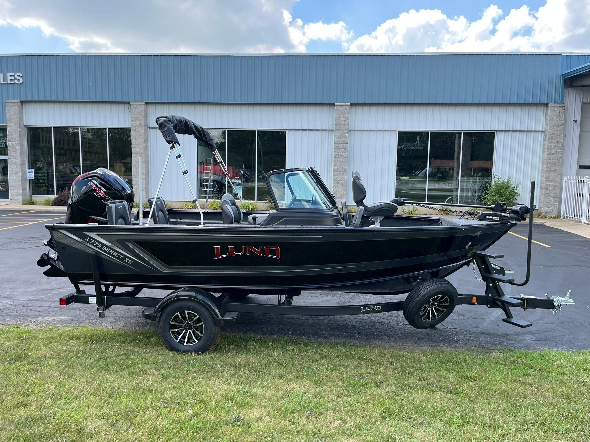 2026 Lund 1775 Impact XS Sport