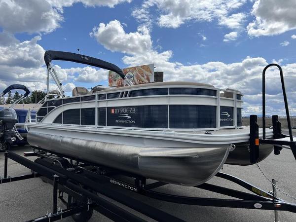 2018 Bennington 22SSRFBXP