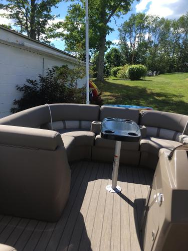 2018 Bennington 22SSRFBXP