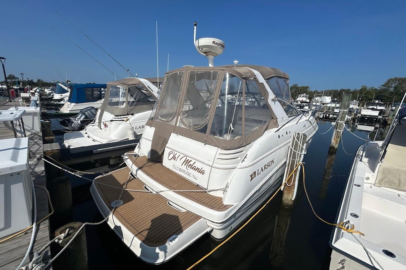 2001 Larson Cabrio 330