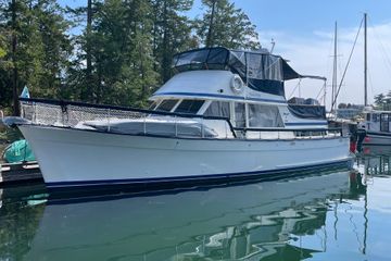 1981 Tollycraft 48 Cockpit Motor Yacht