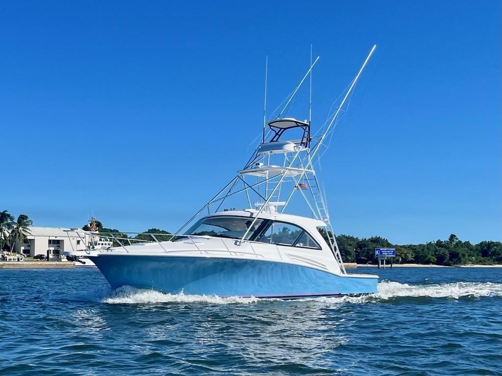 2023 Hatteras GT45X