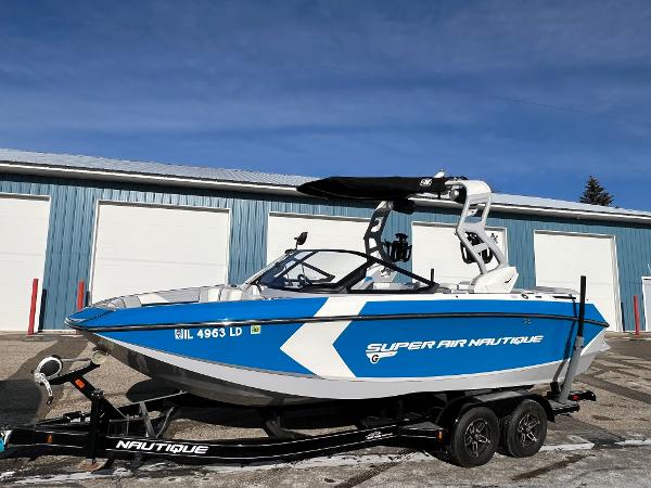 2020 Nautique G21