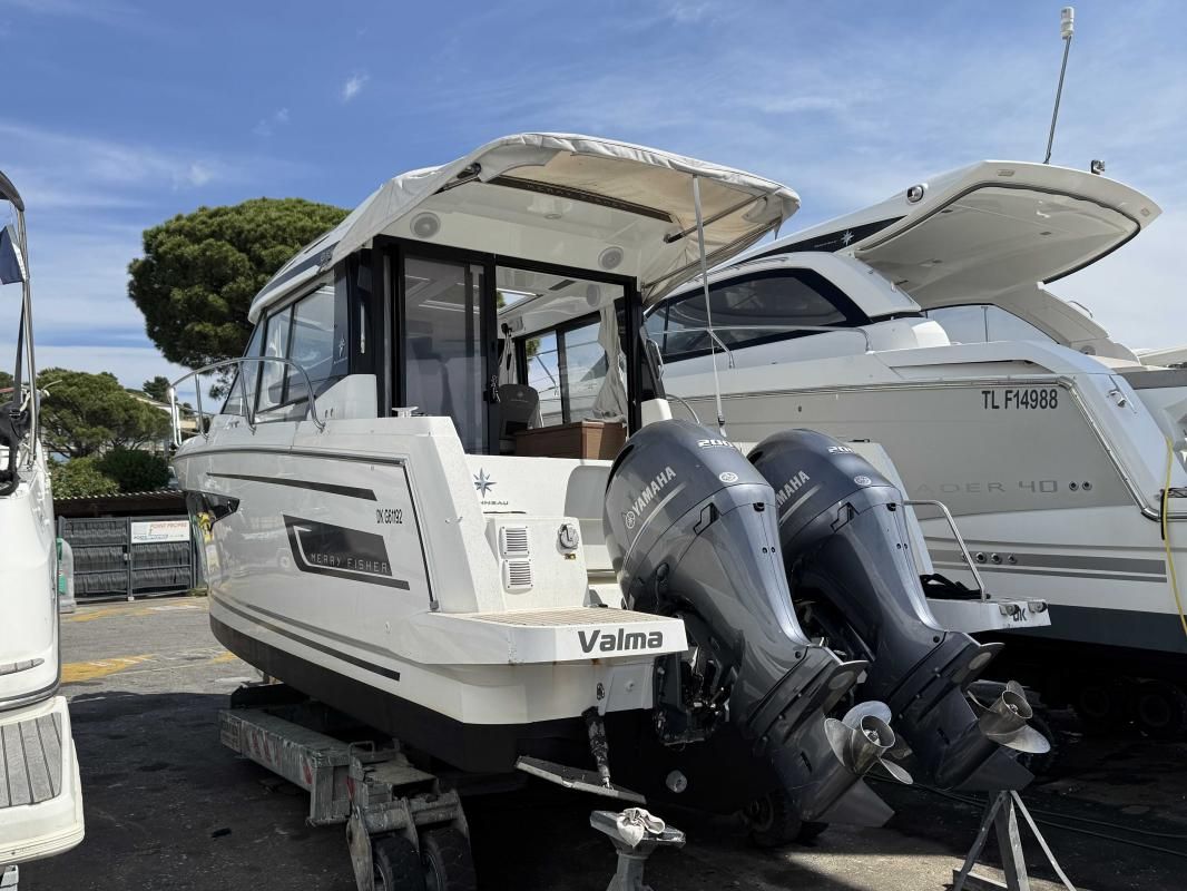2023 Jeanneau Merry Fisher 895 Offshore